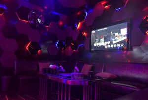 杭州求职陷阱：被套路购车背后的行业乱象