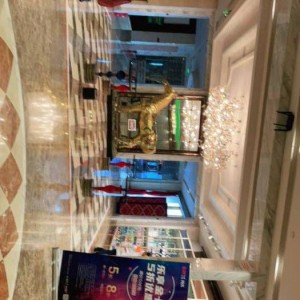 百年糊涂酒销售技巧（百年糊涂酒：创新销售策略与技巧）
