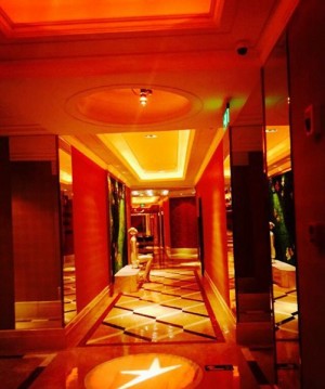 饭店销售酒技巧（餐饮业酒水销售策略与创意推介技巧）